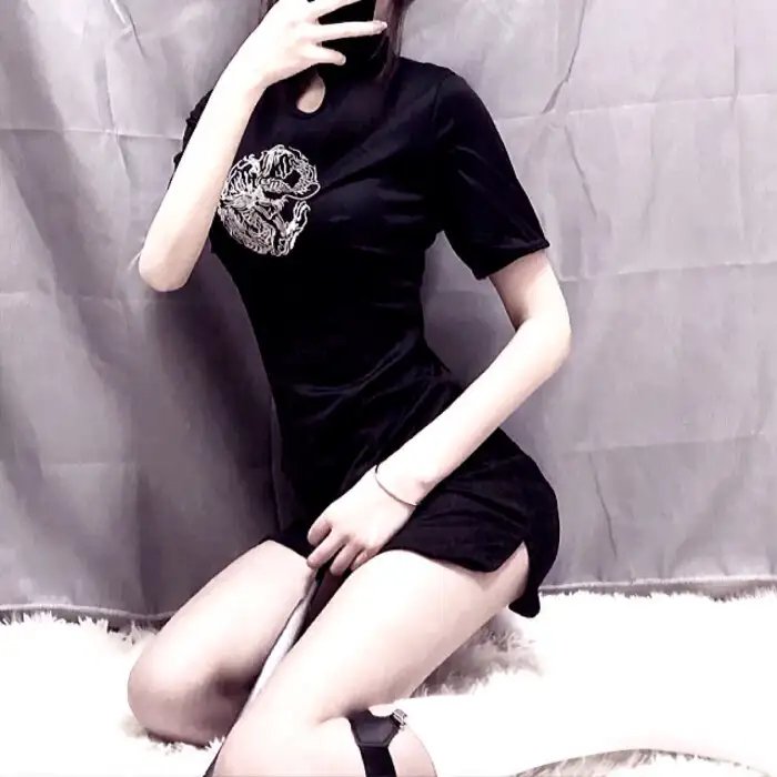 云破月来圆